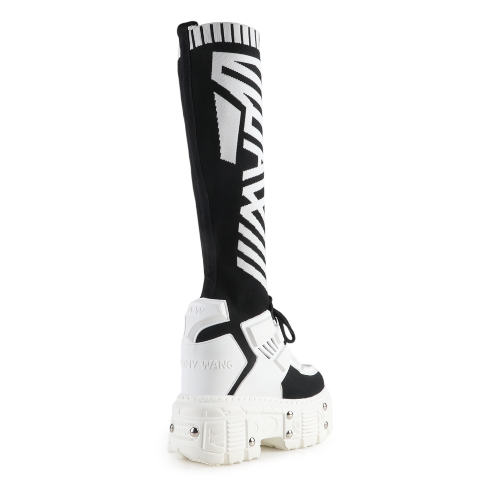 
                      
                        M 09-White
                      
                    
