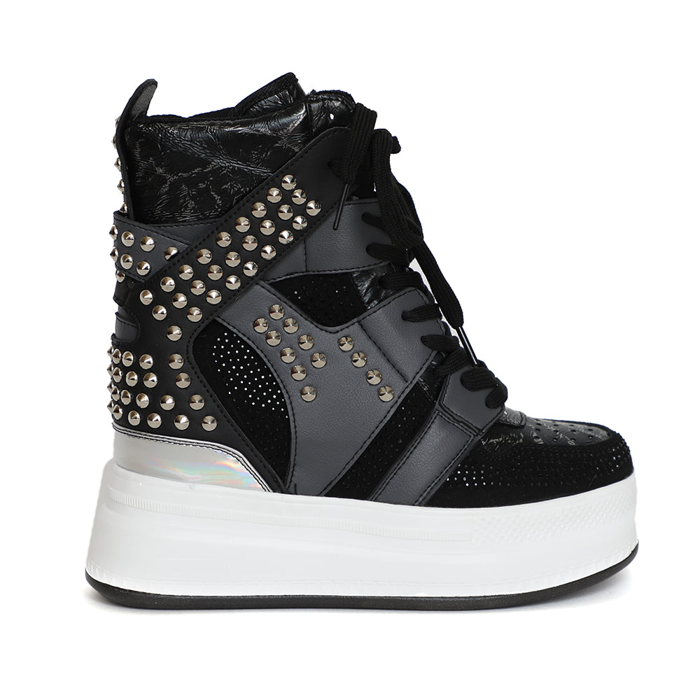 Quince 03 - Black