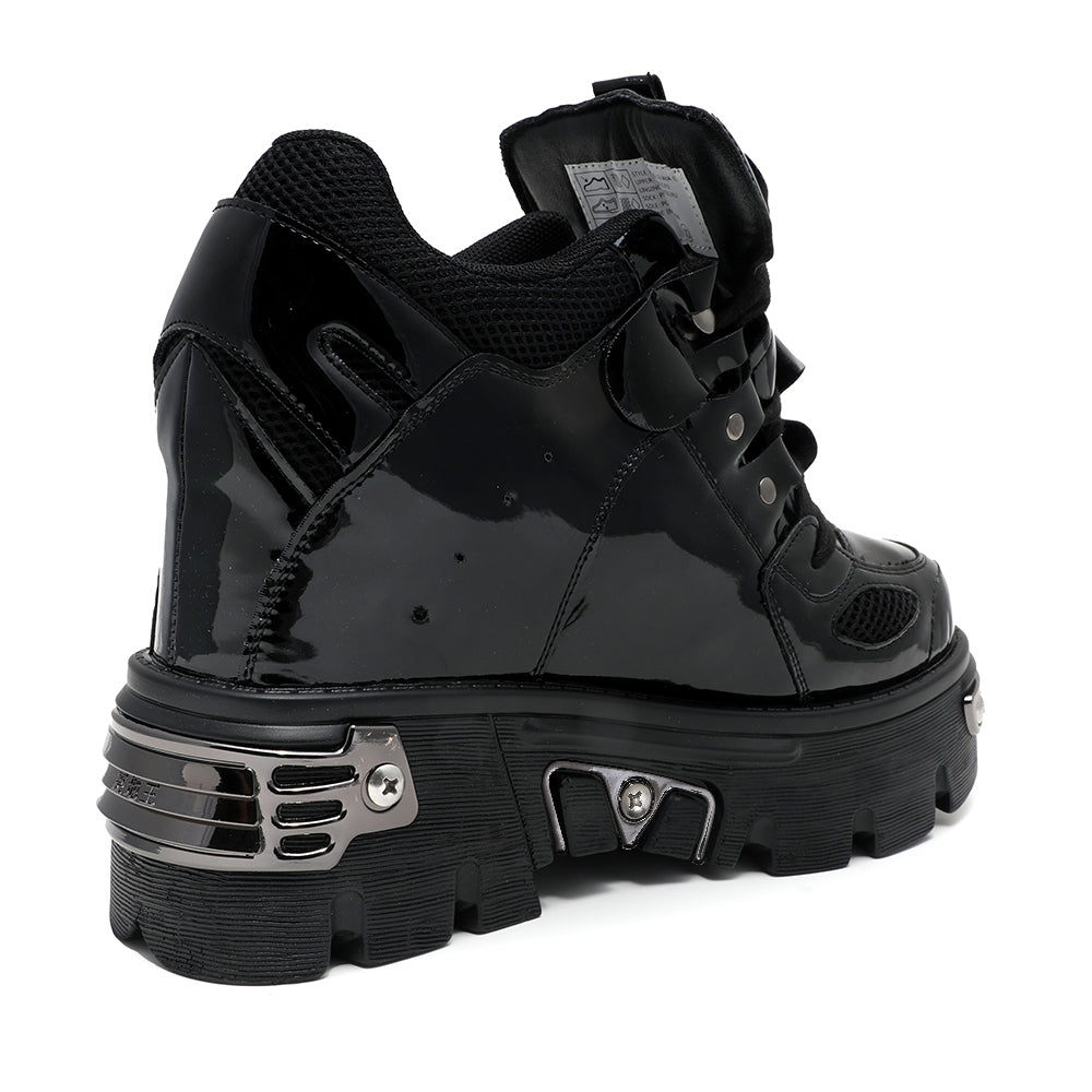 
                      
                        GU 02 - Black Pat
                      
                    