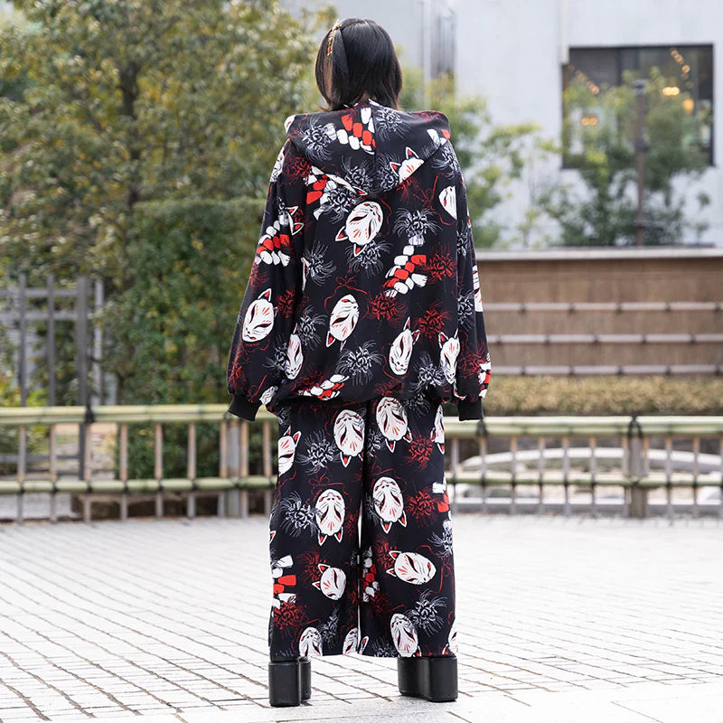 
                      
                        Hoodie | Oversized Higanbana with Fox Mask Jacket
                      
                    