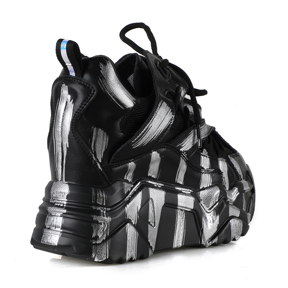 
                      
                        Damson 13 - Black
                      
                    